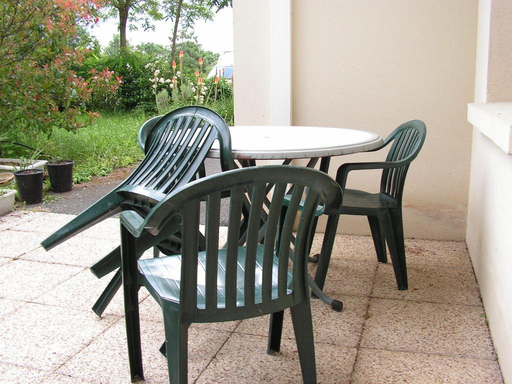 Hotel Le Bois Joli à Massais Extérieur photo