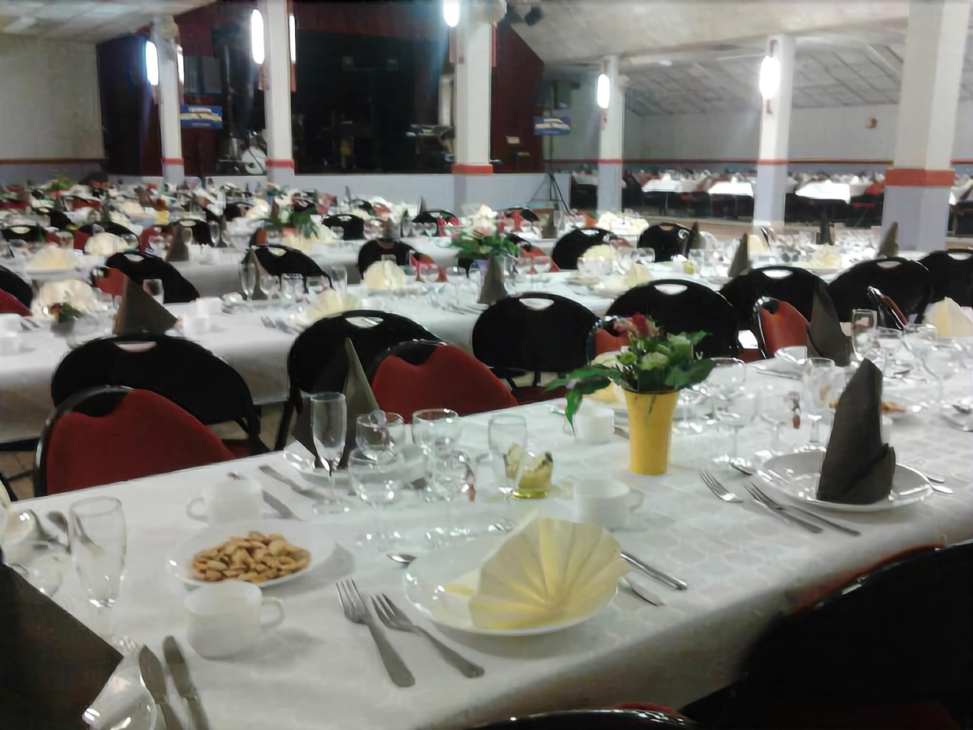 Hotel Le Bois Joli à Massais Extérieur photo